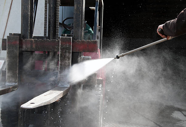 Best Building Exterior Pressure Washing in El Paso, IL