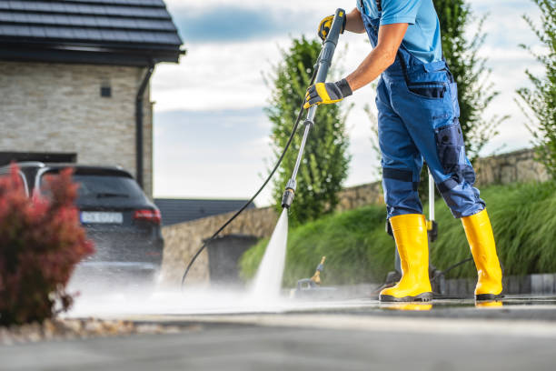 Best Gutter Cleaning and Brightening in El Paso, IL